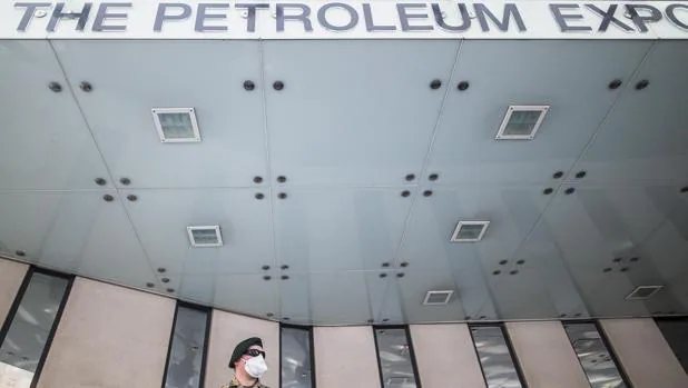 La OPEP+ recortará su producción en 10 millones de barriles por la caída de la demanda