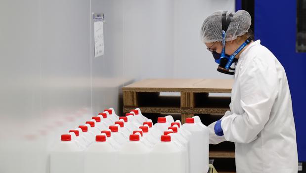 Los sectores donde se recolocan los parados durante la crisis: industria sanitaria, farmacia y biotecnología