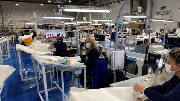 El sector manufacturero español se hunde en abril a mínimos no registrados desde la crisis de 2008