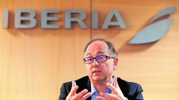 Iberia acometerá ajustes en su plantilla por el desplome de la demanda