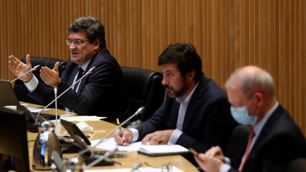 El Gobierno pagará de oficio el ingreso mínimo vital a los beneficiarios de rentas de las CCAA