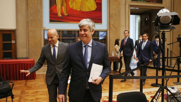 Centeno anuncia el inicio de una nueva etapa en el Eurgrogrupo tras su salida del gobierno portugués