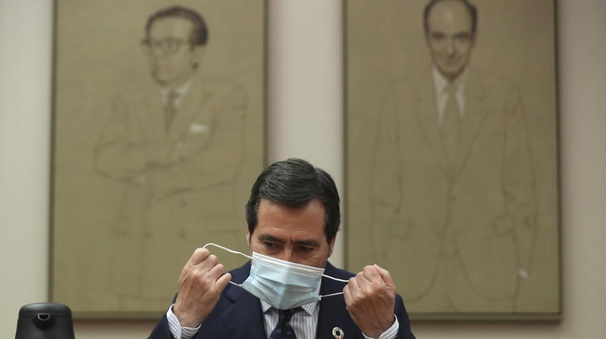 El presidente de la CEOE, Antonio Garamendi, comparece ante la Comisión para la Reconstrucción Social y Económica del país