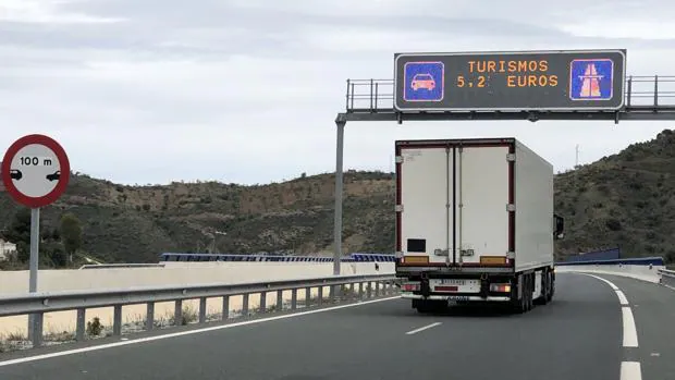Sacyr completa la venta del 95% de la autopista Las Pedrizas-Málaga por 455 millones