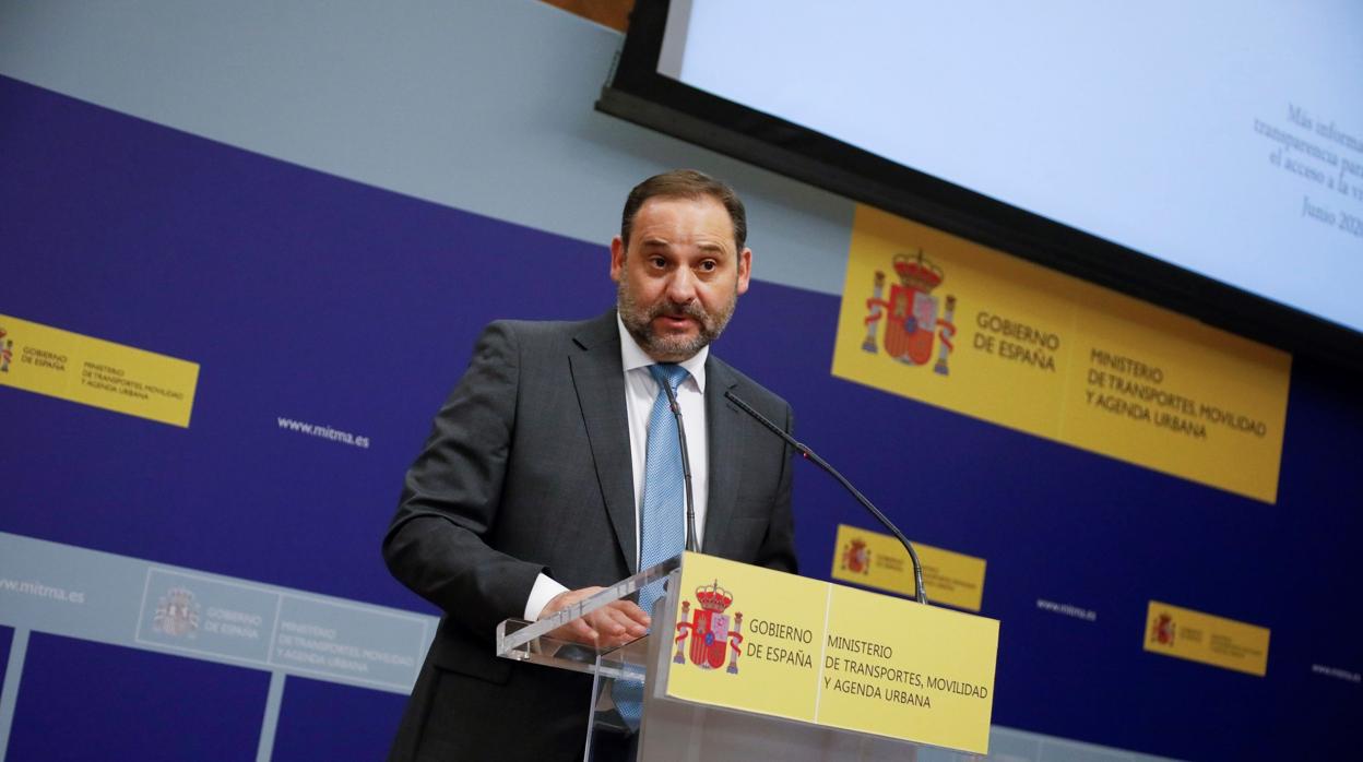 José Luis Ábalos, ministro de Transporte, Movilidad y Agenda Urbana