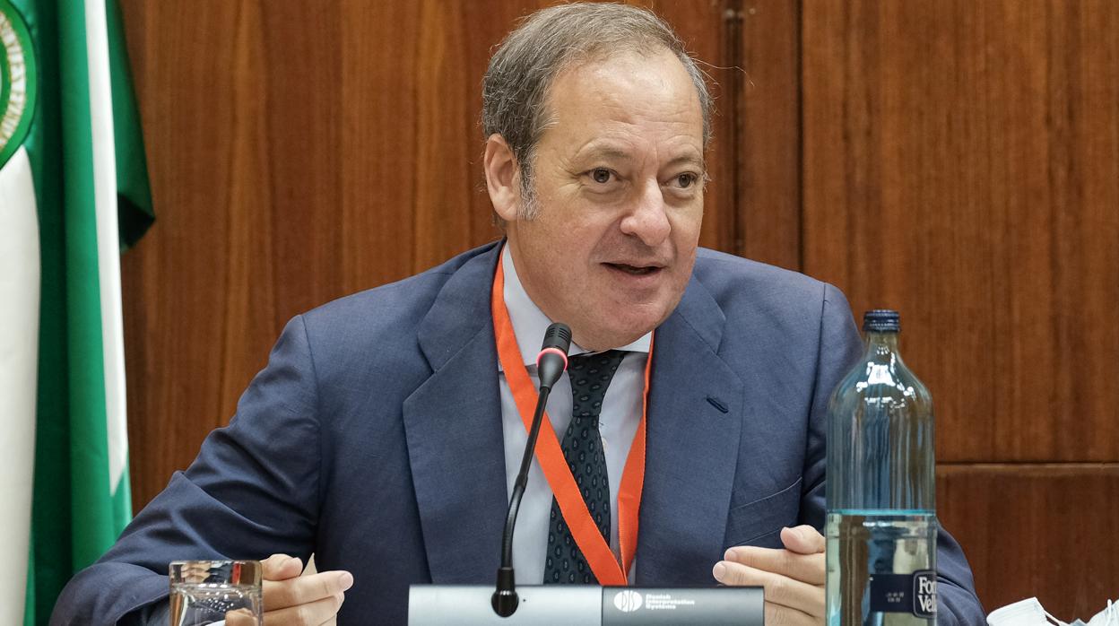 Álvaro Rodríguez Guitart, gerente de ABC Andalucía, durante su comparecencia en el Parlamento