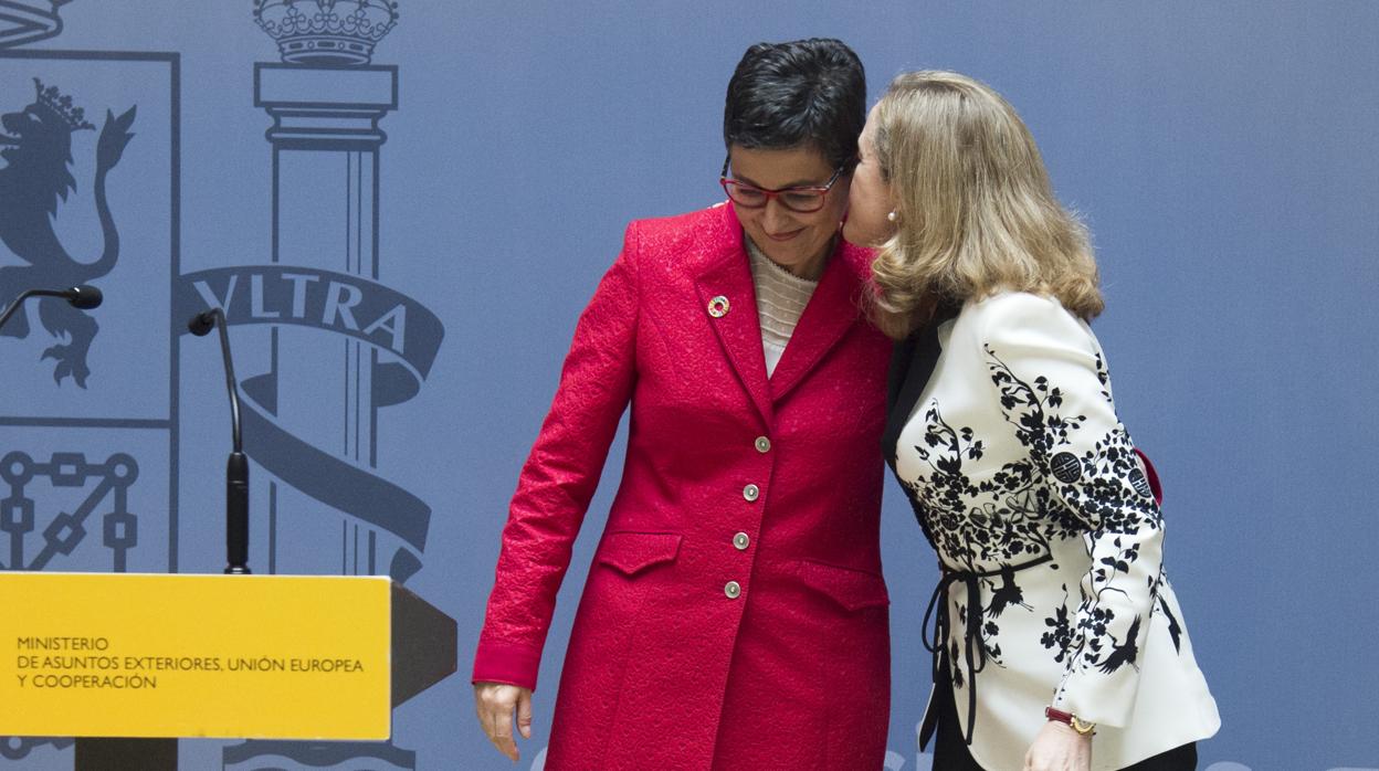 González Laya y Calviño: La compleja partida de Sánchez para que España recupere peso internacional