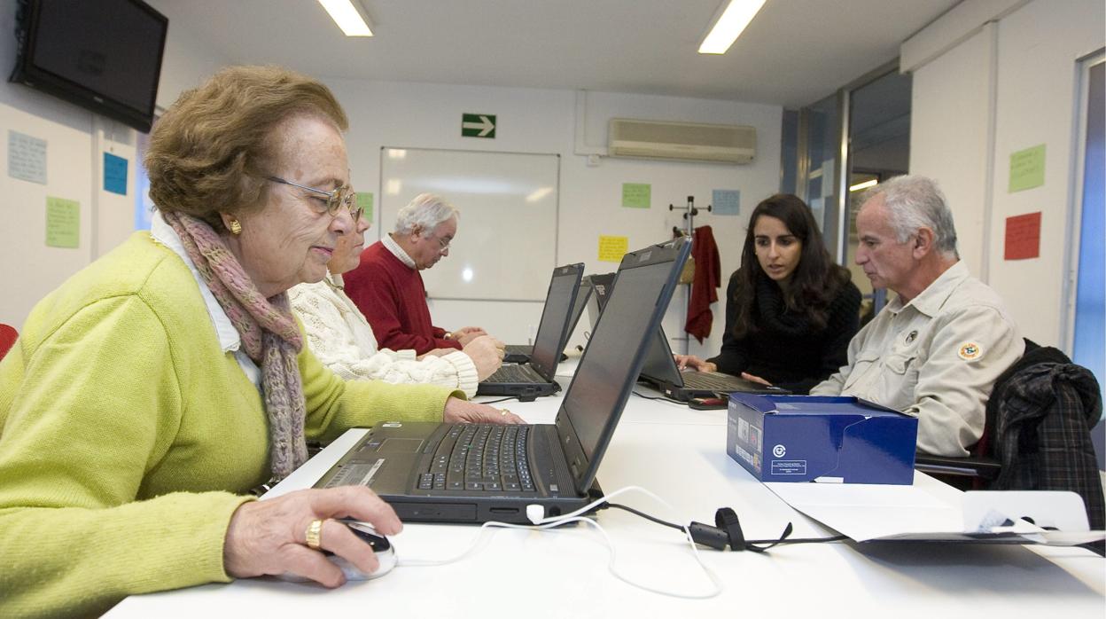 José Luis Martínez Campuzano: Capacitación digital para todos