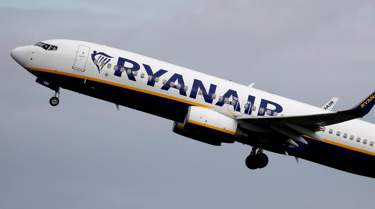 Problemas para Ryanair con las medidas anticovid: la aviación civil italiana podría sancionar a la low cost