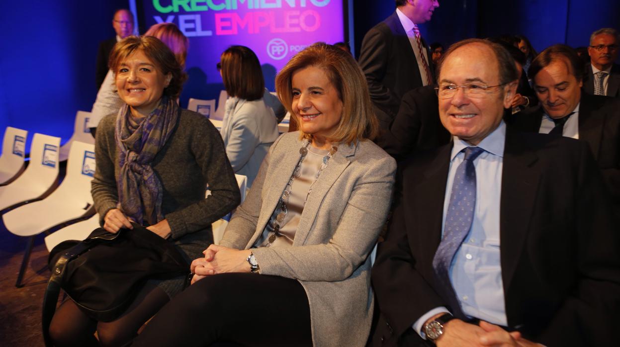 Fátima Báñez (derecha), ex ministra de Empleo, e Isabel García Tejerina (Izquierda), exministra de Agricultura, formarán parte de consejos een las filiales de Iberdrola en México y Brasil, respectivamente