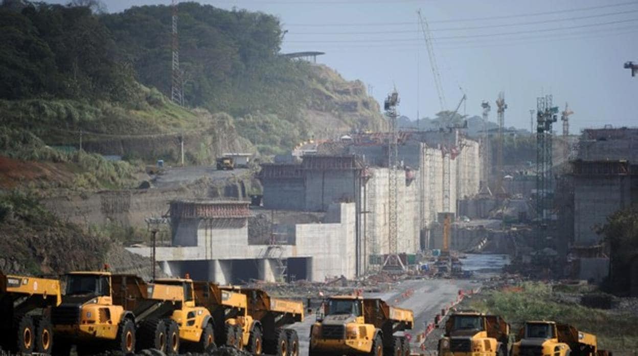 Sacyr se hunde en Bolsa un 20% tras el nuevo laudo sobre el Canal de Panamá