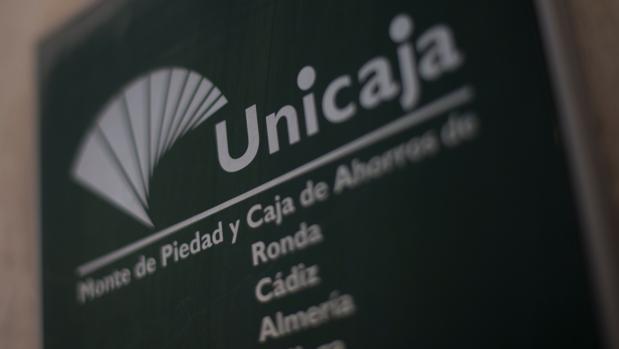 Unicaja y Liberbank inician las negociaciones oficiales para su fusión