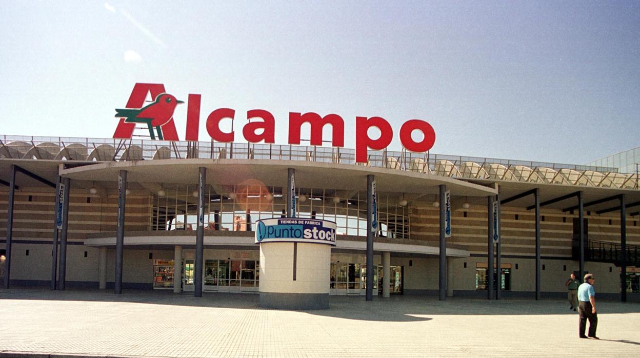 Supermercado Alcampo de la Ronda del Tamarguillo 27, en Sevilla