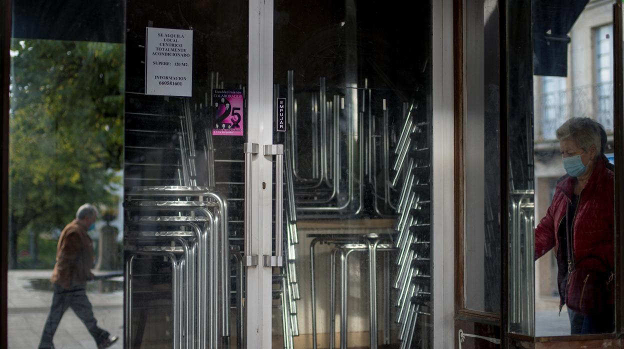 Restaurante cerrado en Orense, donde la hostelería solo puede hacer recogida y delivery