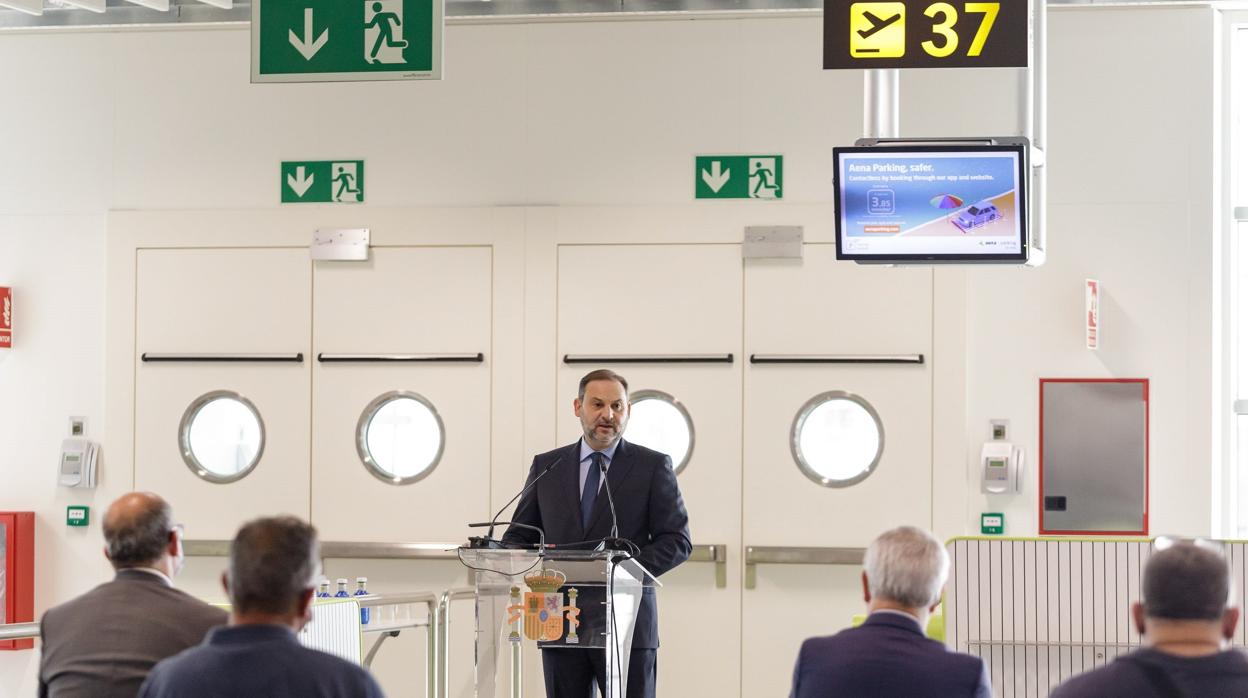 José Luis Ábalos, ministro de Transportes, Movilidad y Agenda Urbana