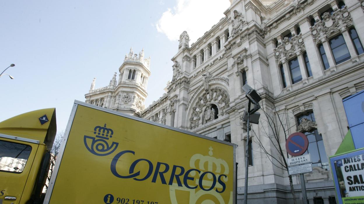 Correos ha repartido más de 8.829.000 mascarillas a sus empleados