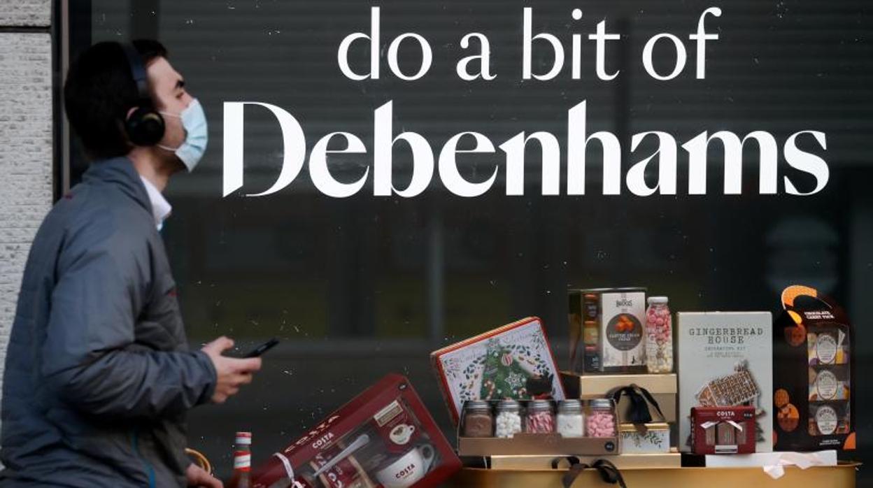 Escaparate de Debenhams