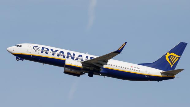 Trabajo deniega a Ryanair dos nuevos ERTE que afectan a 216 trabajadores