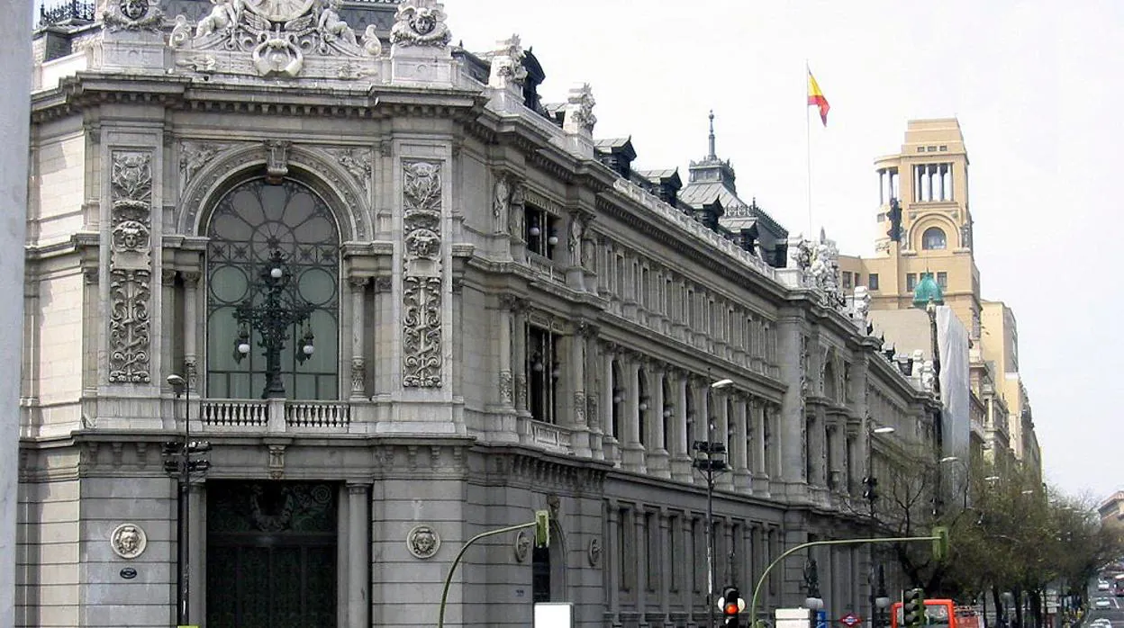 El Banco de España se declara partidario de que se permita a las empresas hacer ajustes de plantilla