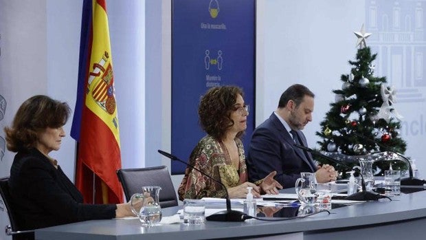 El Gobierno retrasa seis meses la subida del SMI para no destruir más empleo