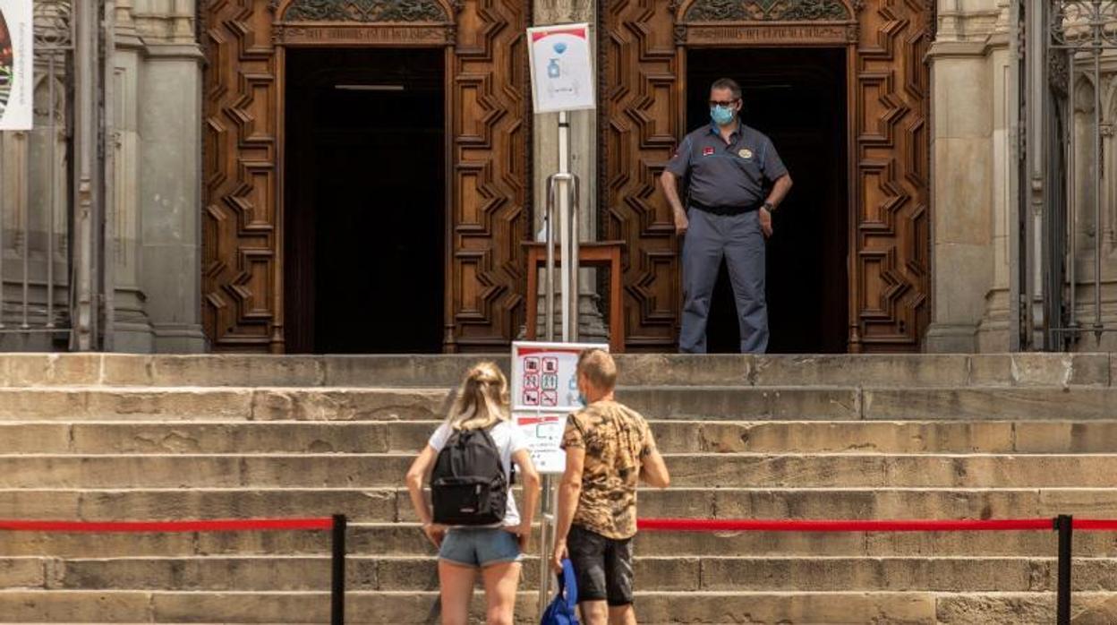 Turistas el pasado verano en Barcelona