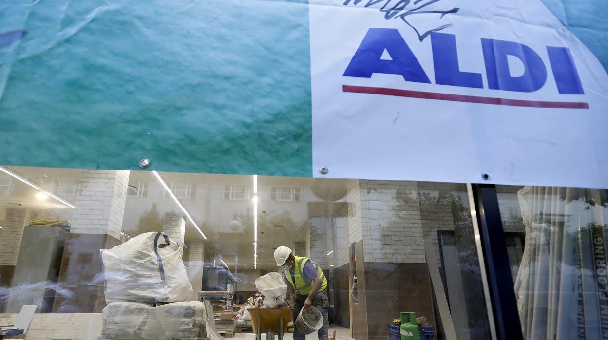 Obras en diciembre de 2020 en un nuevo supermercado que Aldi abrirá en Córdoba