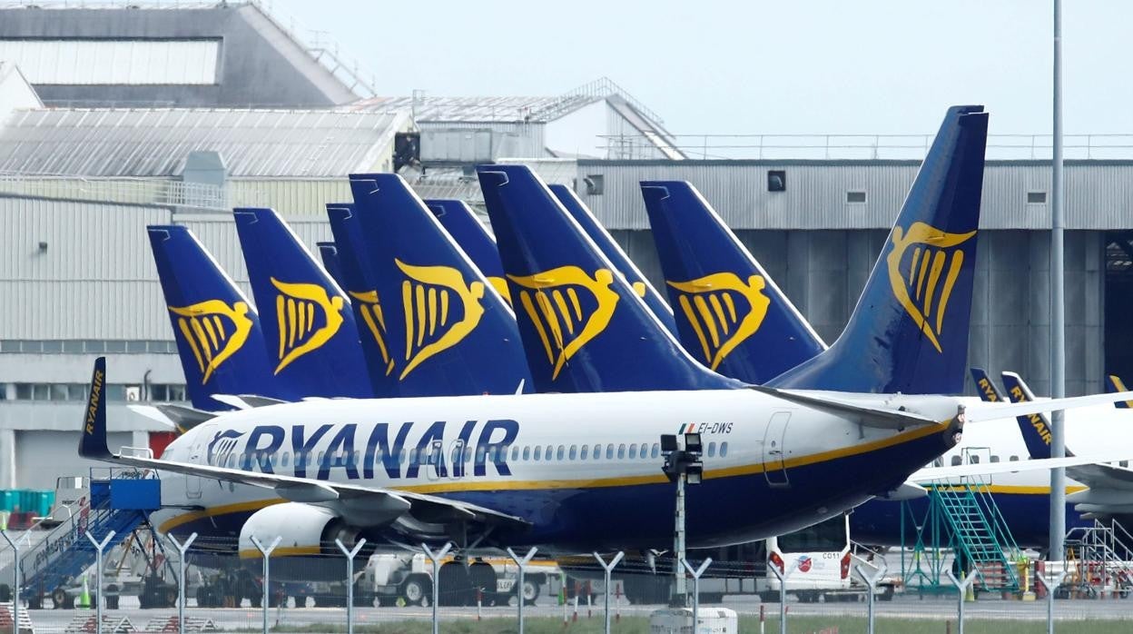 Aviones de Ryanair en el aeropuerto de Dublín