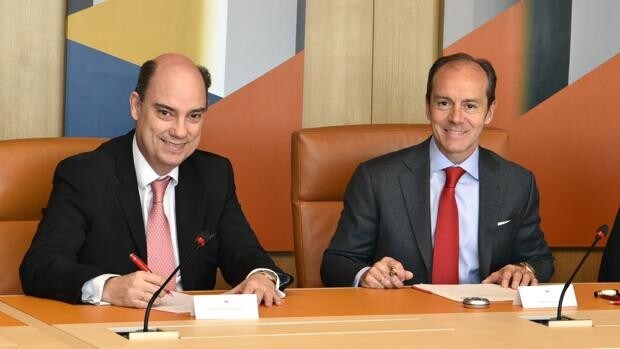 Mapfre apuesta todo a su alianza con el Santander en plena negociación para romper con Bankia