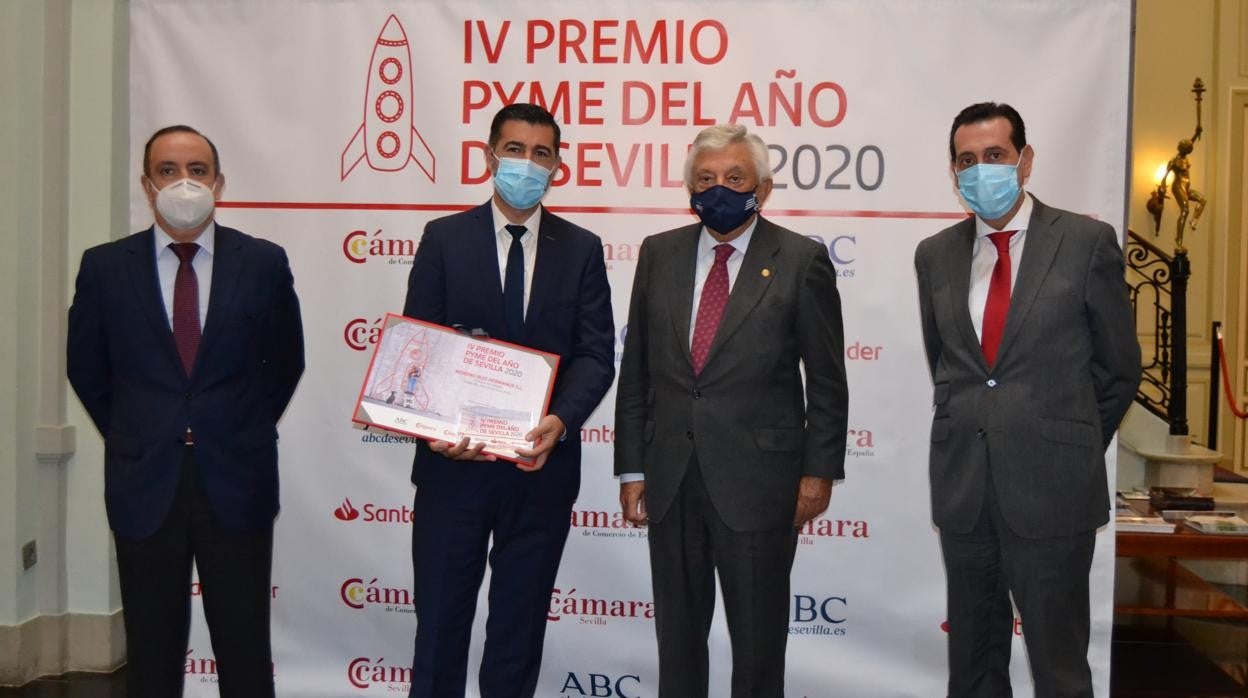 Acto de entrega del Premio Pyme del año 2020 que correspondió a la empresa Moreno Ruiz Hermanos