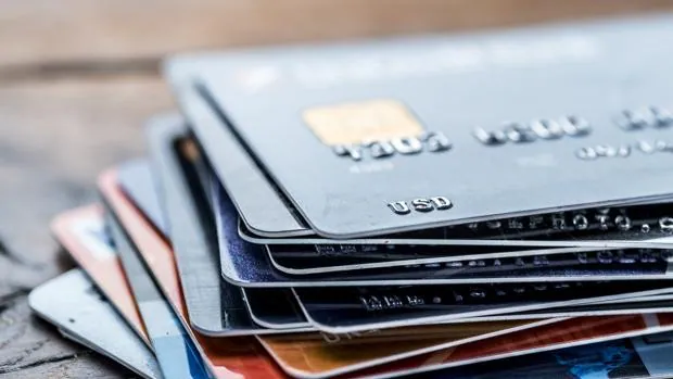 Los pagos con tarjeta y otros sistemas digitales superan ya el 80% del gasto en tiendas físicas