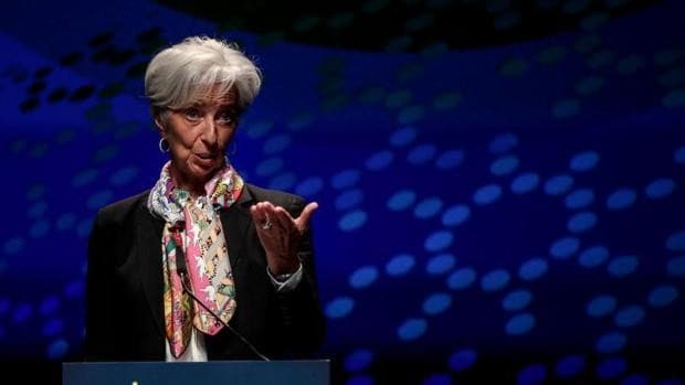 Lagarde fecha la recuperación económica de la Eurozona en el primer trimestre de 2022