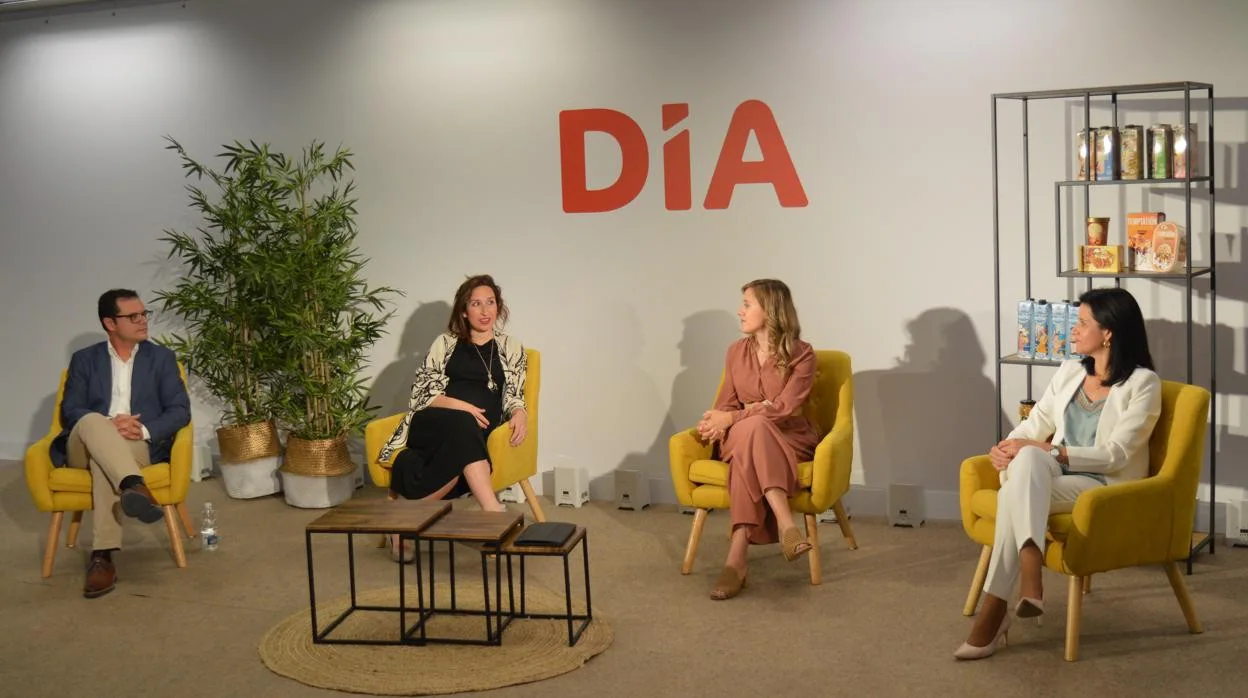 Los responsables de la cadena DIA en Andalucía han presentado el plan de expansión