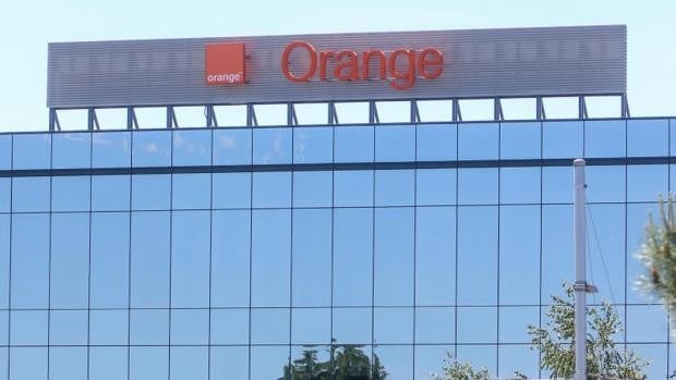 Orange anuncia un ajuste contable de 3.700 millones de su filial en España