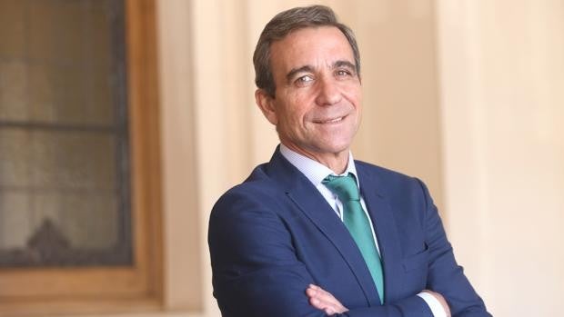 Julio García: «Los centros comerciales están recuperando ventas desde abril»