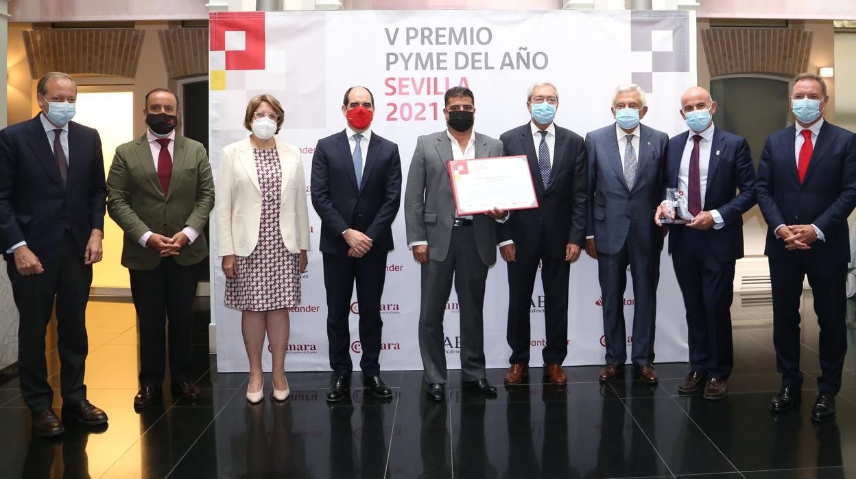 General Machines Technology ha recibido este miércoles el Premio Pyme del Año 2021, convocado por la Cámara de Comercio de Sevilla y el Banco Santander, con la colaboración de ABC de Sevilla