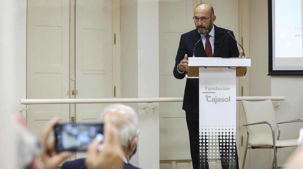 Francisco Ferraro intervino en elForo Sociedad Civil Sevillana