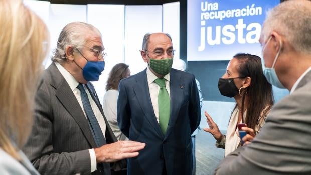 Iberdrola y Endesa aprueban la rectificación de la ministra de Transición al decretazo