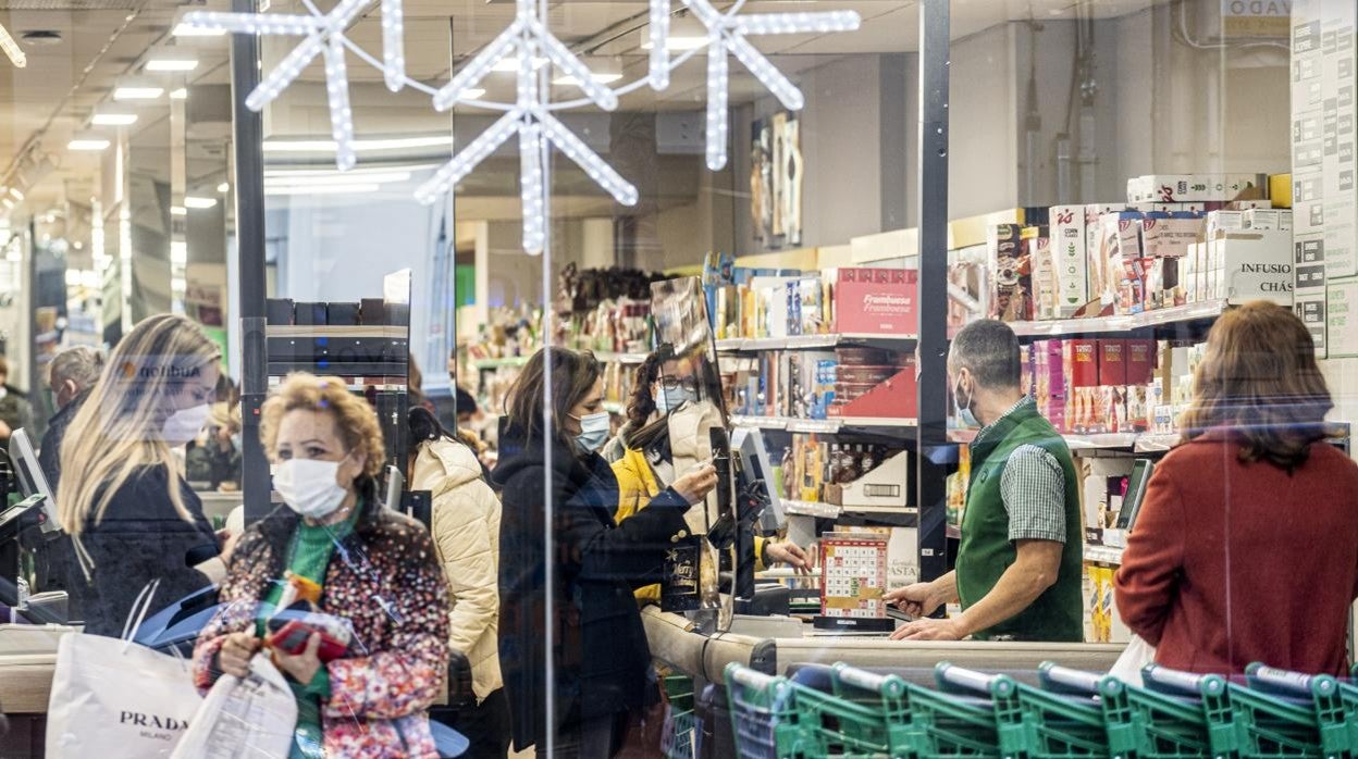 No todos los supermercados abrirán hoy con motivo del Día de Todos los Santos