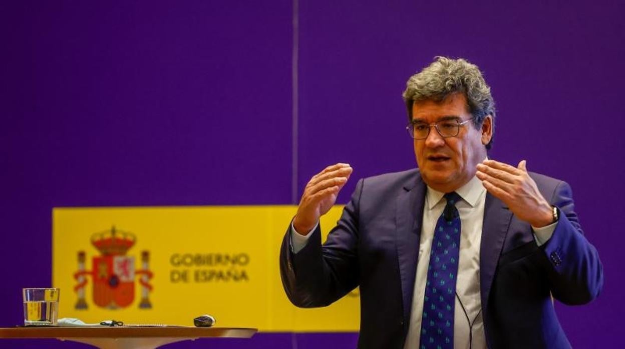 El ministro de Inclusión, Seguridad Social y Migraciones, José Luis Escrivá