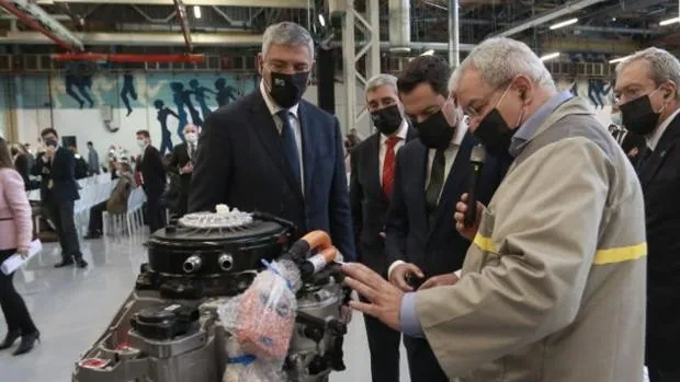 El presidente de Renault España dice que el problema de los semiconductores seguirá en 2022