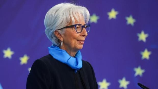 La presidenta del BCE no ve probable subidas de los tipos de interés en 2022