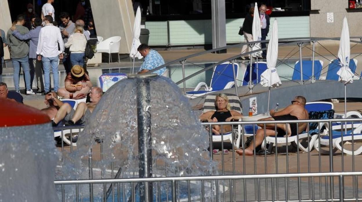 Turistas en Benidorm