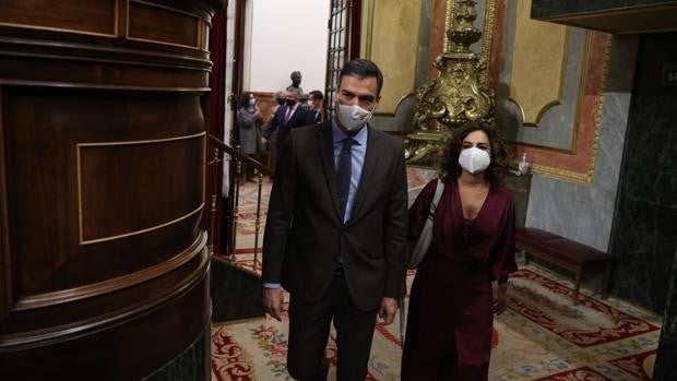 El Gobierno ha repartido menos de un tercio de los 18.000 millones para rescatar a empresas