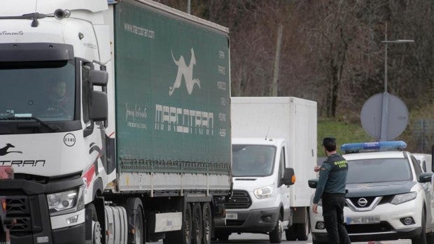 La patronal logística denuncia la «violencia desmedida» de los paros del transporte y la inacción del Gobierno