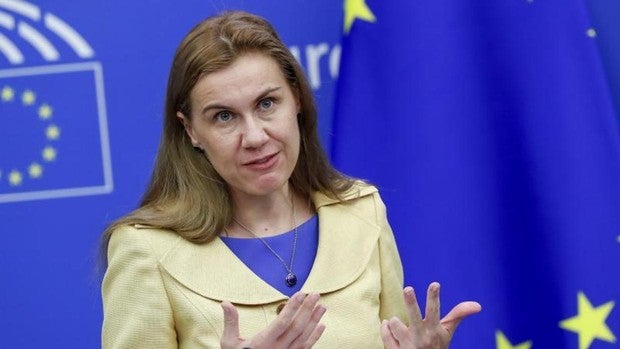 La Comisión Europea se ofrece a asesorar al Gobierno para ayudarle a bajar los precios de la energía