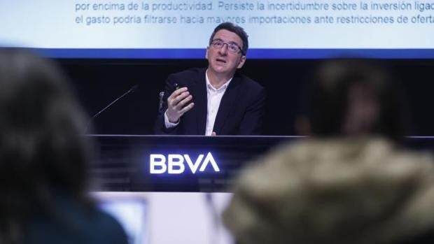 Nuevo varapalo al Gobierno: BBVA Research rebaja su previsión de crecimiento al 4,1% en 2022 por la guerra