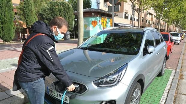 Vehículo eléctrico: llega la red de recargas rápidas