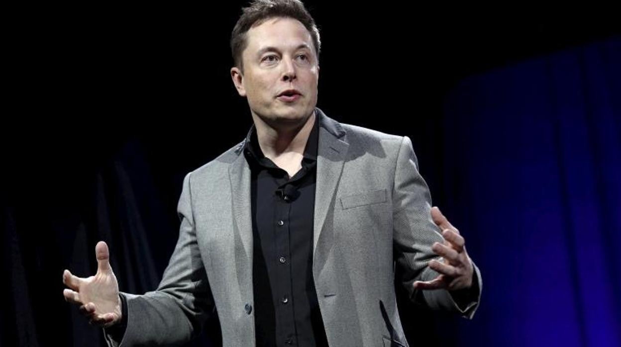 Elon Musk quiere hacerse con la red social Twitter