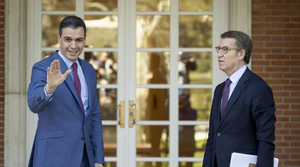 Imagen de la reunión entre Pedro Sánchez y Alberto Núñe-Feijóo