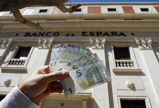 ¿Puede detectar Hacienda el dinero guardado en casa?